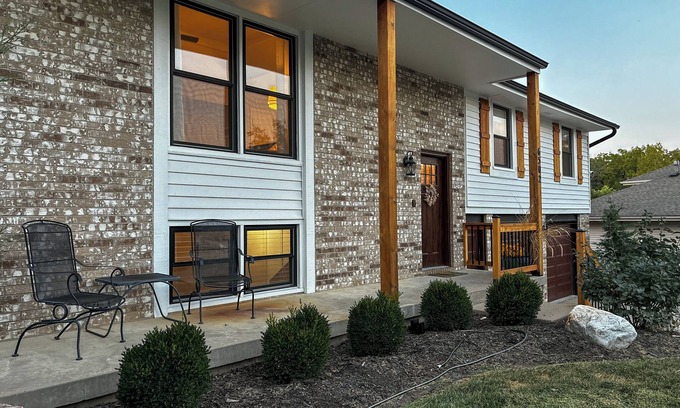 Grandview Casa | Cozy 3BR w/ Pool, Fire Pit, Near KC Stadiums & Fun