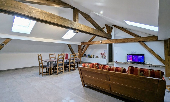 Saint-Michel-sur-Meurthe Apartamento | Apartamento acogedor con 2 habitaciones y parking privado cerca de los Vosgos