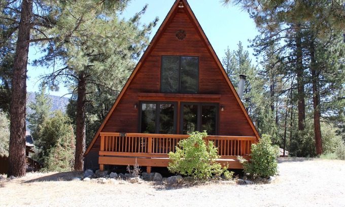 Pine Mountain Club Cabaña | Cozy A-frame Cottage