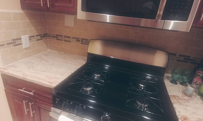 Williamsbridge Casa | Cosy Ambience está cerca de Pelham Park, Bay Plaza Mall, Dave and Buster,