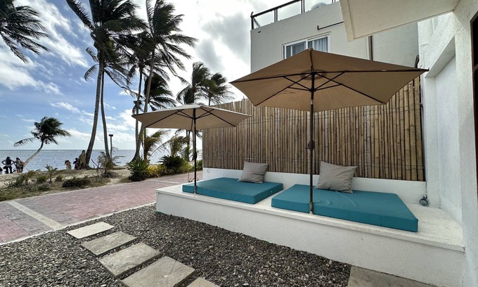 Aklan Province Apartamento | Cozy and Affordable Beach Front House in Boracay