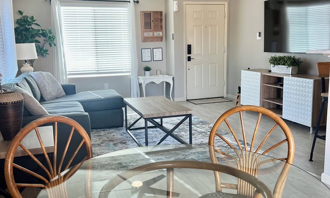 Yuma Casa | Cozy and Bright 3 BR | 2 BA home in the Yuma Foothills