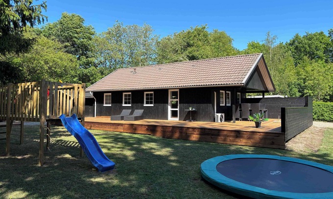 Arrild Ferieby Casa | Cozy and child-friendly holiday home in Arrild