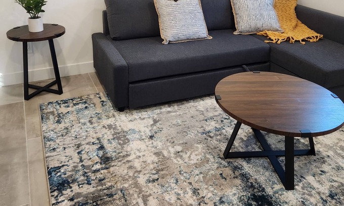 Woodland Hills Casa | Cozy and private West Hills guesthouse