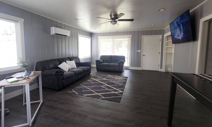 Turlock Apartamento | Cozy and quaint one bedroom centrally located in Turlock