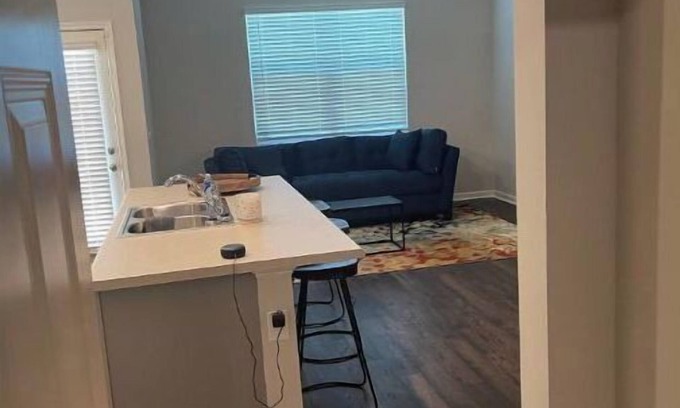 Riverdale Casa | Cozy and Quiet Townhouse