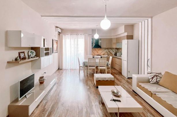 Shengjin Apartamento | Cozy and spacious two bedroom apartment in Shengjin