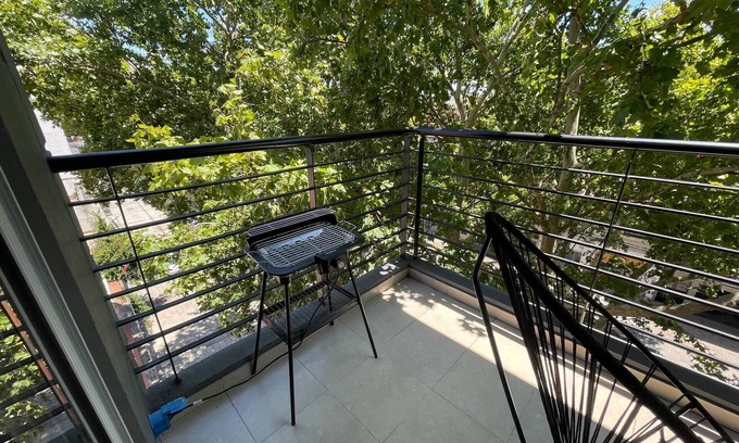 Comuna 15 Apartamento | Cozy and Versatile Studio in Villa Urquiza With Balcony and Electric Grill