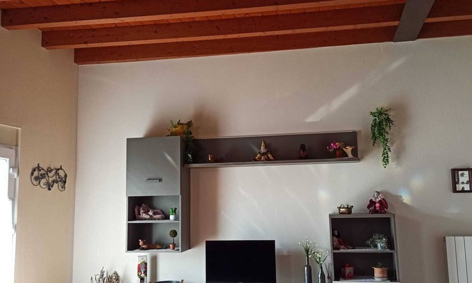 Raffa Apartamento | COZY APARTMENT 15 MIUNTI WALK FROM LAKE GARDA