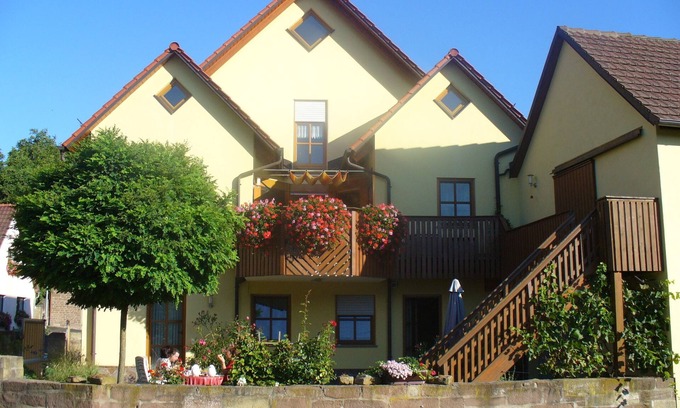 Oberschwarzach Apartamento | Acogedor apartamento entre la región vinícola de Franconia y Steigerwald