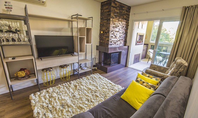 Quinta da Serra Apartamento | Acogedor nuevo apartamento / centro de canela