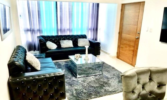 Licey al Medio Apartamento | Acogedor apartment , seguridad 24/7 , Airport 8 minutos.