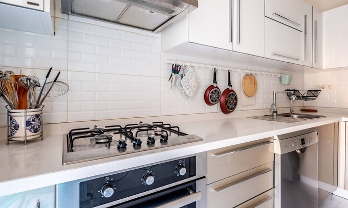 Bostanci Apartamento | Cozy Apartment in Bostanci, Kadikoy