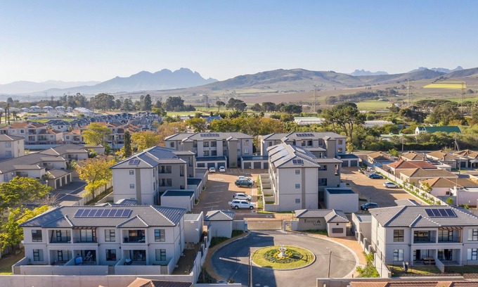 Trawal Apartamento | Cozy Apartment in Brackenfell, CapeTown, South Africa