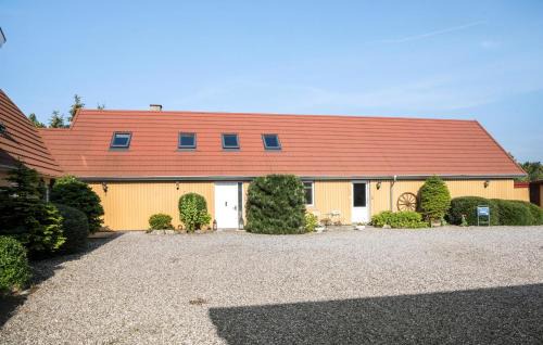 Idestrup Apartamento | Cozy Apartment In Idestrup With Wifi
