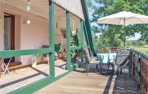 Brunkendorf Apartamento | Cozy Apartment In Marlow Ot Brünkendorf