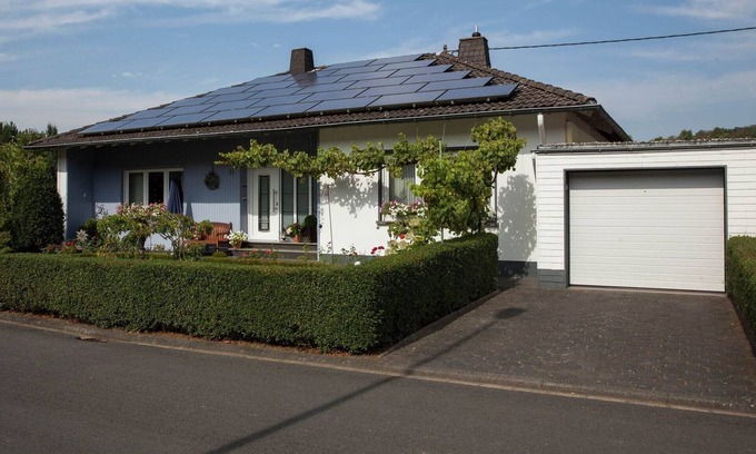 Niederehe Apartamento | Acogedor apartamento en Niederehe Eifel cerca del bosque