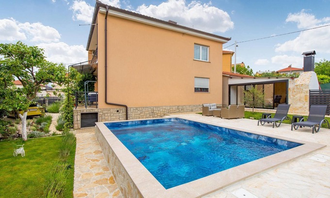Sarsoni Apartamento | Acogedor apartamento en Rijeka con WiFi