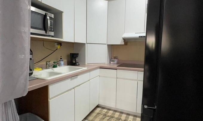 Colinas de Miramar Apartamento | Cozy Apartment in San Juan with light 24/7