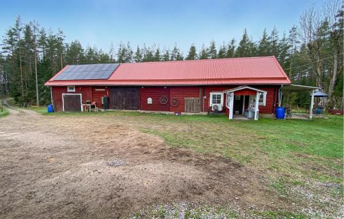 Skarblacka Apartamento | Cozy Apartment In Skärblacka With Wifi