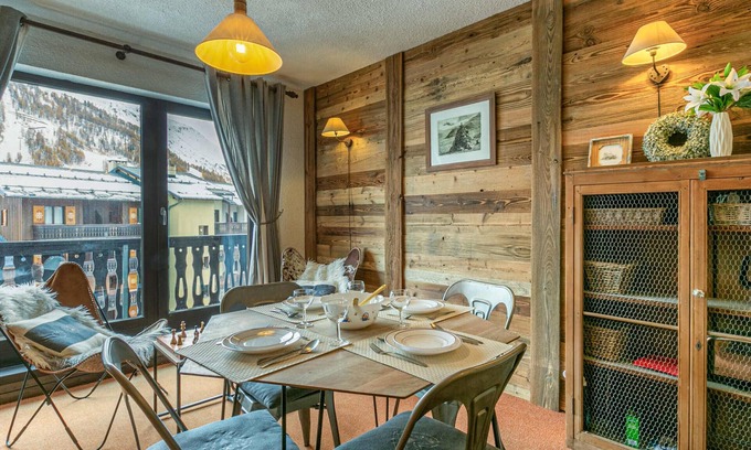 Val-d'Isere Apartamento | Apartamento coqueto y cuidado con wifi y parking cubierto en Val-d'Isère