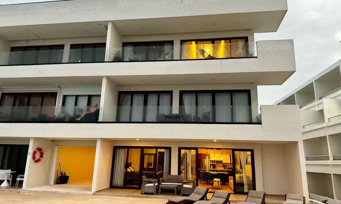 Cancun Condominio | Cozy apartment w/3bedrooms Oceanfront WiFi