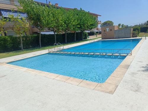 Els Griells Apartamento | Cozy apartment with pool close to beach & nature