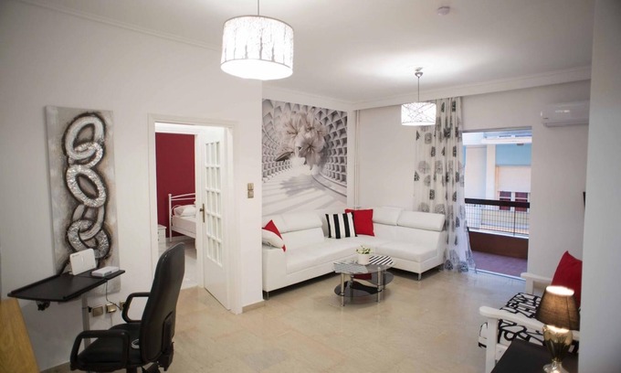 Pasalimani Apartamento | Cozy apartment with sea view next to Marina Zeas!!