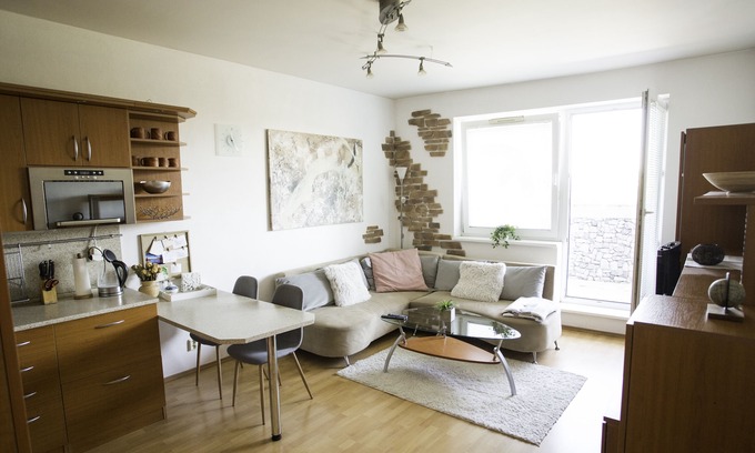 Ruzinov Apartamento | Acogedor apartamento en parada de autobús entre el centro y el aeropuerto