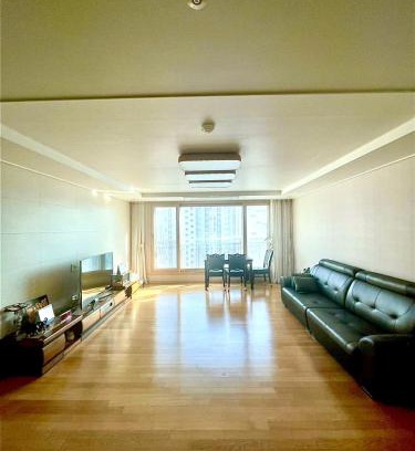 Oncheonjang Casa | Cozy APT with Home-Cooked Korean Meals