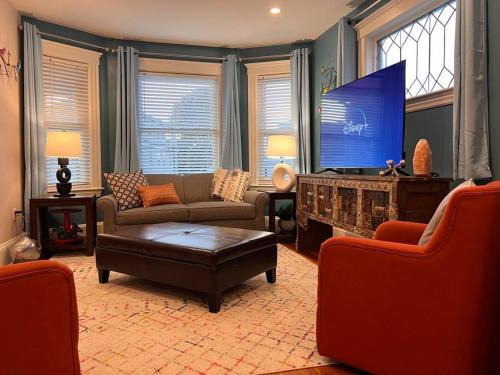Everett Apartamento | Cozy as a Sunday - 2/BR sleep 6