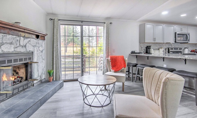 Asheville Cabaña | Cozy Asheville Cottage w/ Grill & Fire Pit!