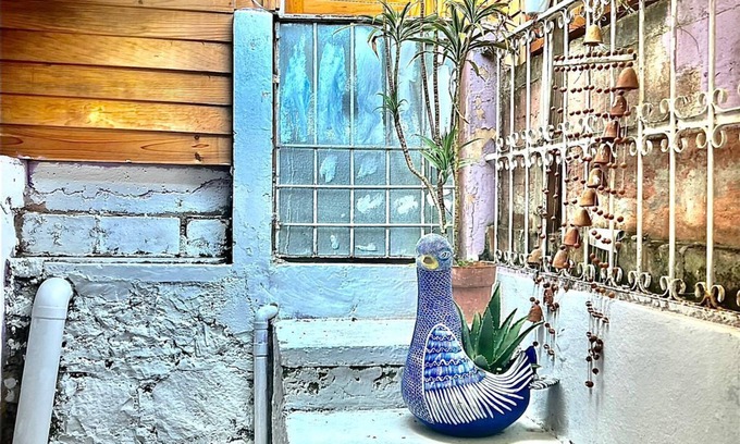 Santa Lucia Casa | Cozy Big Bungalow Close To Downtown