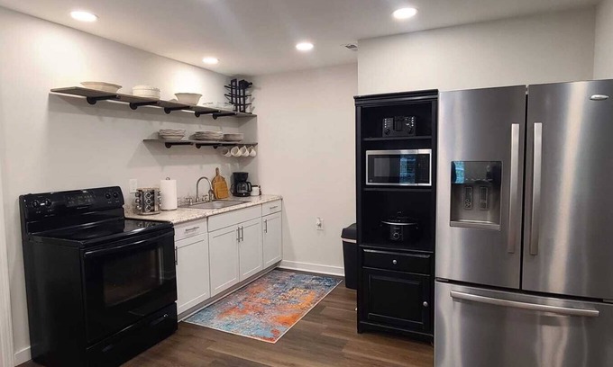 Stephens Apartamento | Cozy Basement Apt, Close to Athens