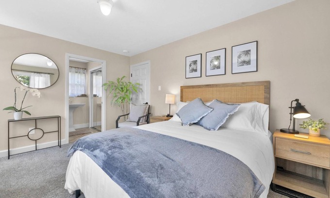 La Jolla Mesa Apartamento | Cozy Beach Studio in the Heart of San Diego!