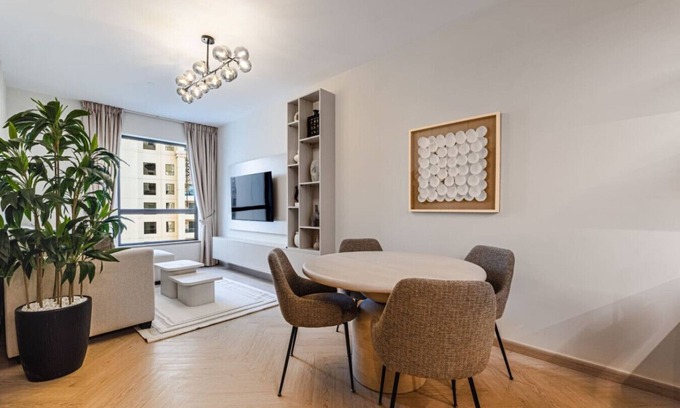Dubai Marina Apartamento | Cozy Beachside 1-bedroom in Murjan