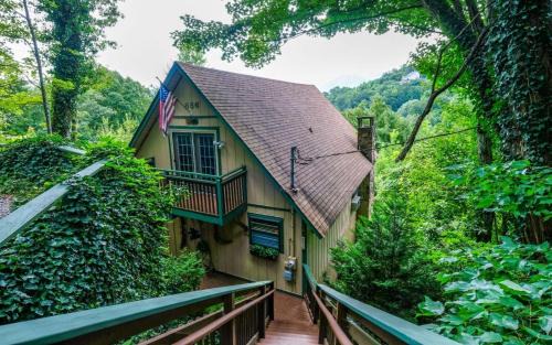 Chalet Village Villa | Cozy Bear 856
