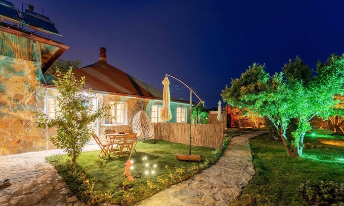 Kepez Casa | Cozy Bedroom, Livingroom and Fully Equipped Kitchen 10 minutes walking to Beach