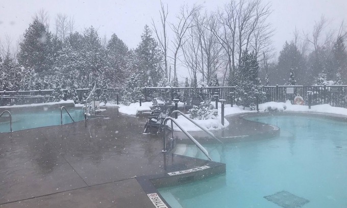 The Blue Mountains Condominio | Cozy Blue Mountain Condo -Ski, Swim, Hike, Enjoy