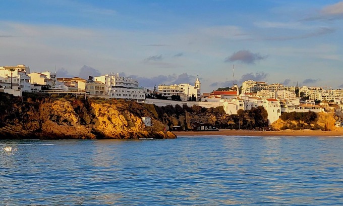 Albufeira Apartamento | Cozy brand-new apartment in the heart of Albufeira, three minutes from the beach