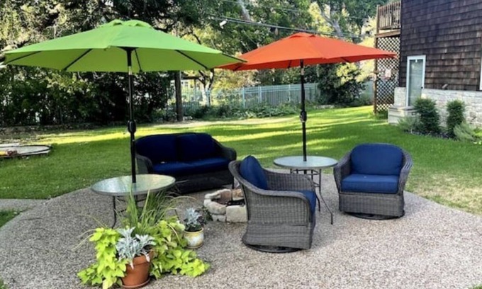 Fort Worth Casa | Cozy bungalow across TCU soccer field. Available the month of July.