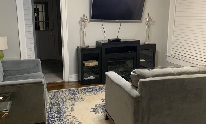 Minden Casa | Cozy, bungalow in downtown Minden.