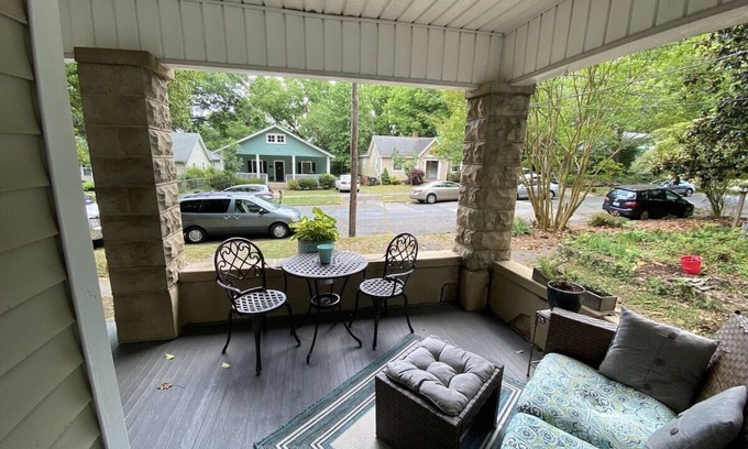 Durham Casa | Cozy Bungalow in the Heart of Durham, DPAC, Duke