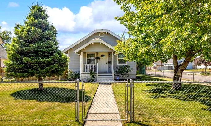 Nevada - Lidgerwood Casa | Cozy Bungalow w/Yard Near Parks & Hospital
