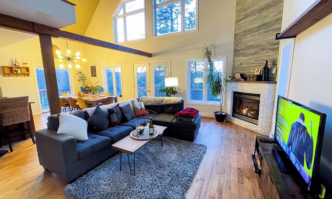 Saint-Alphonse-Rodriguez Chalet De Esquí | Cozy Chalet