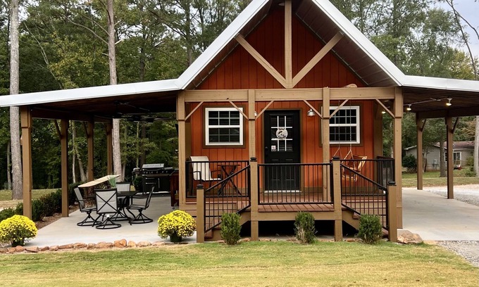 Townville Cabina | Cozy Cabin 5/Lake Hartwell/Green Pond & Broyles Lndgs/Covered Shelter for Boat