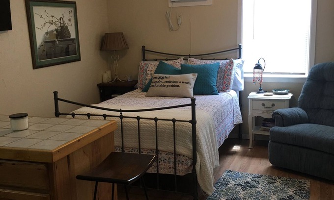 Lufkin Cabina | Cozy Cabin by the Pond