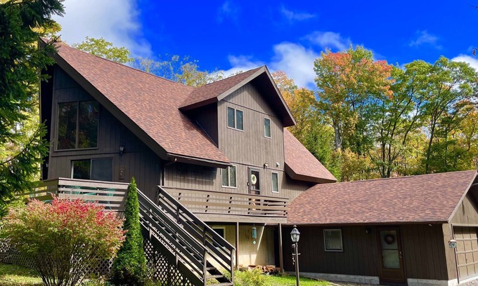 Alpine Lake Cabina | COZY CABIN in Alpine Lake Resort; 4 Season Recreational Getaway