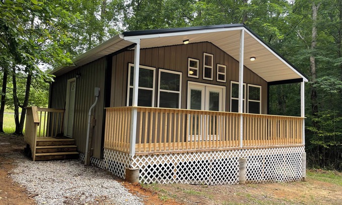 McMinnville Cabina | Cozy cabin in the woods