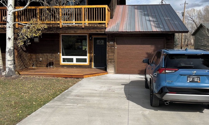 South Fork Cabina | Cozy Cabin with Enclosed Hot Tub in South Fork, CO - STR 1083
